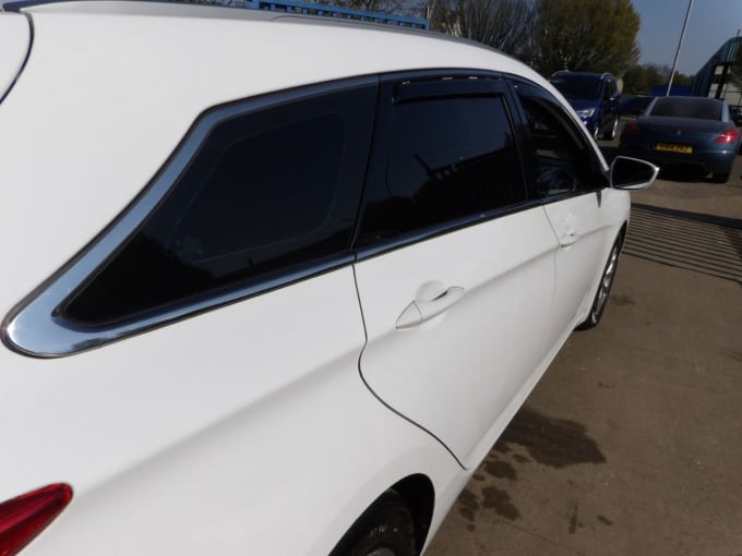 2025 Hyundai I40