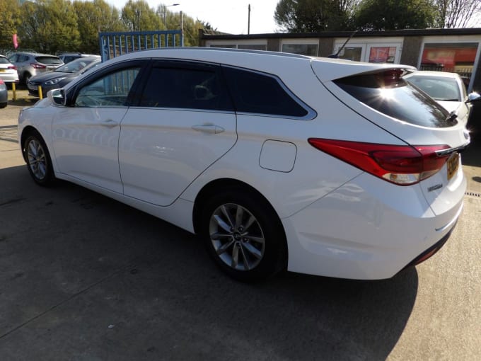 2025 Hyundai I40