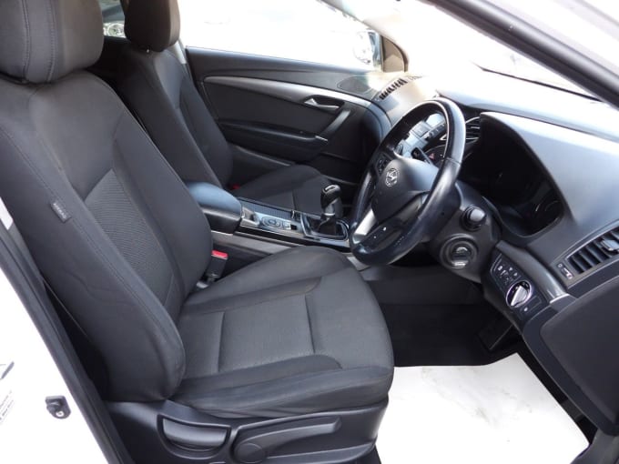 2025 Hyundai I40