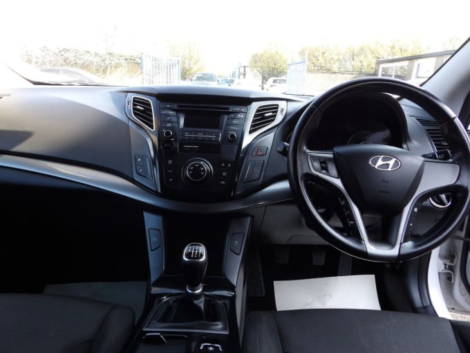 2025 Hyundai I40