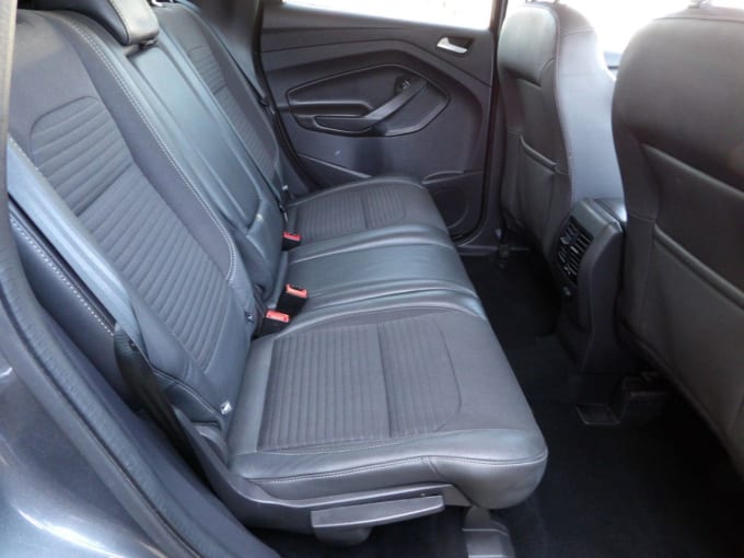 2025 Ford Kuga