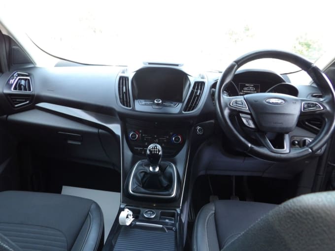 2025 Ford Kuga