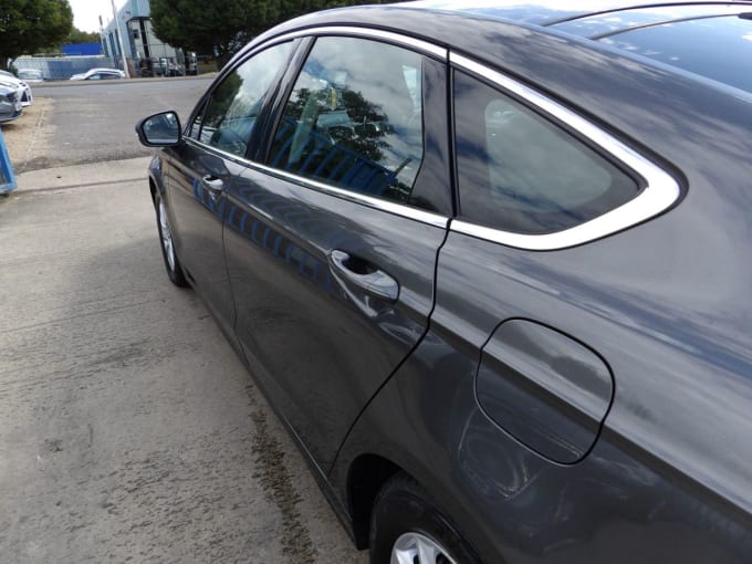 2016 Ford Mondeo