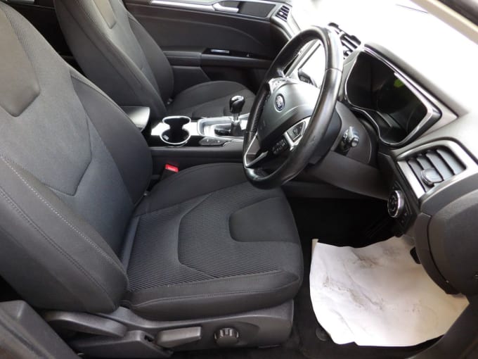 2016 Ford Mondeo