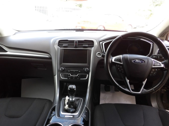 2016 Ford Mondeo