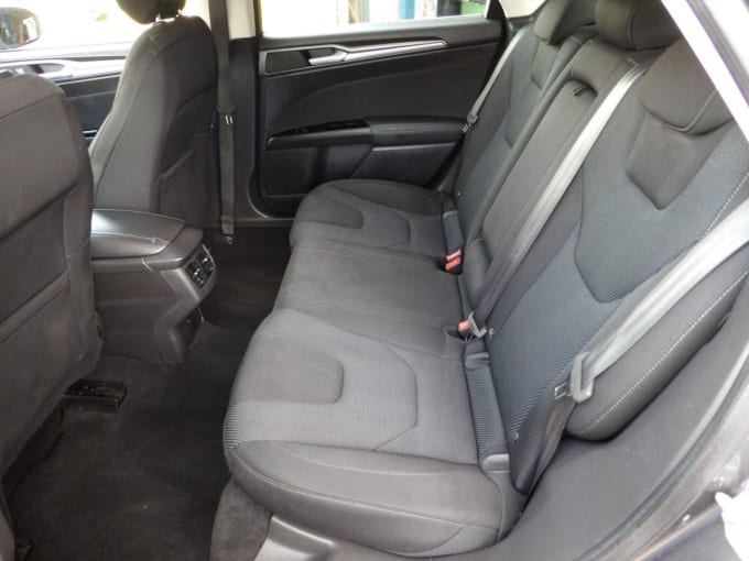 2016 Ford Mondeo