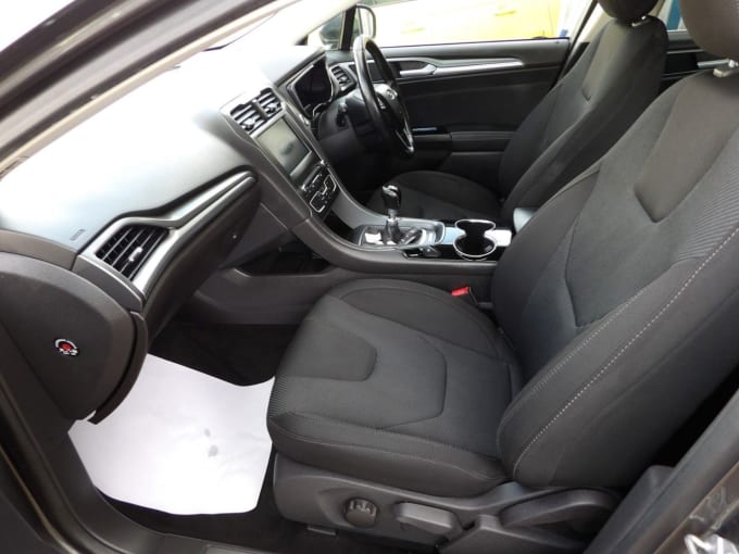 2016 Ford Mondeo