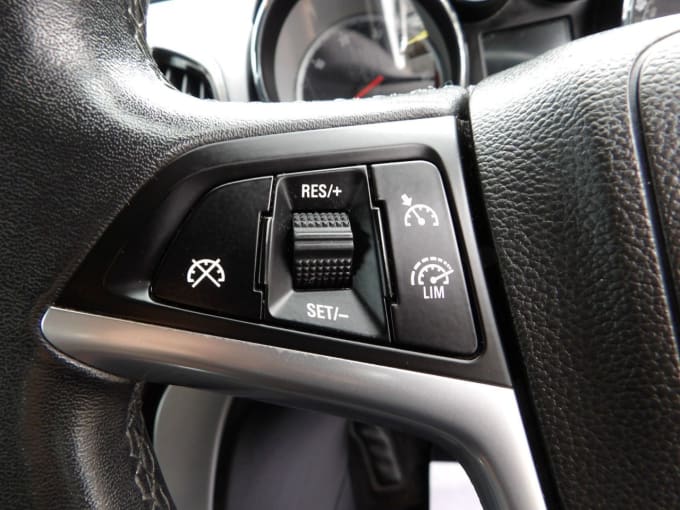 2025 Vauxhall Astra