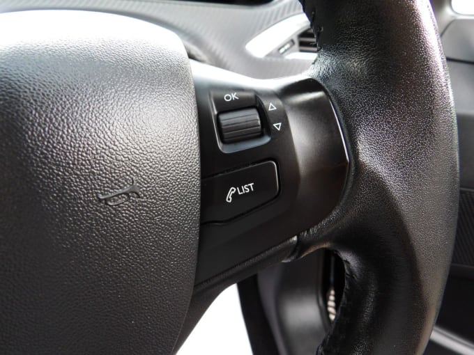 2025 Peugeot 208