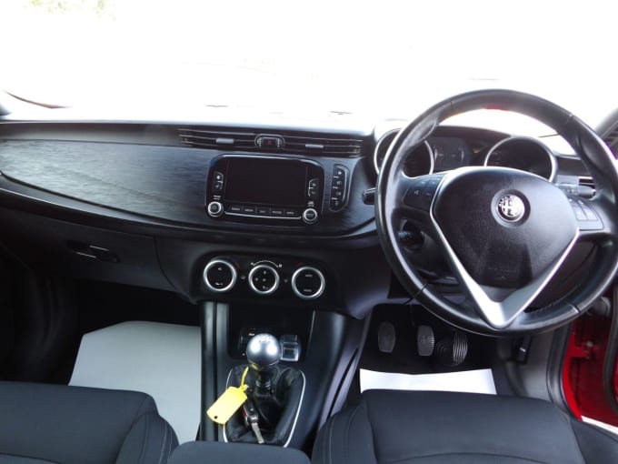 2025 Alfa Romeo Giulietta