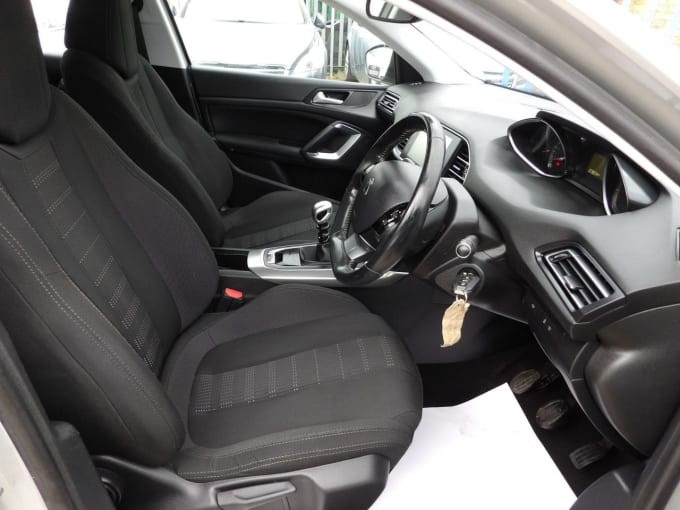 2025 Peugeot 308 Sw