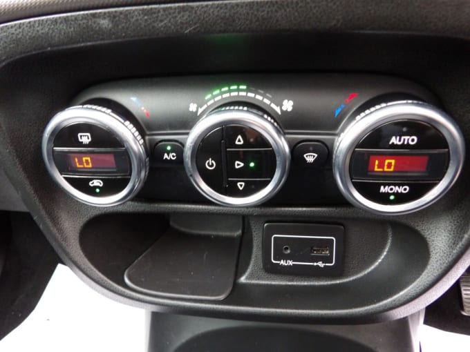 2025 Fiat 500l