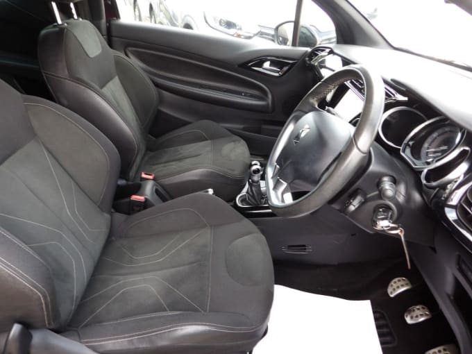 2025 Ds Automobiles Ds 3