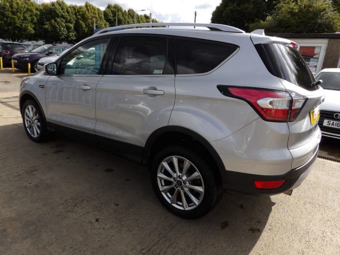 2025 Ford Kuga