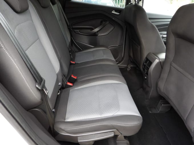 2025 Ford Kuga