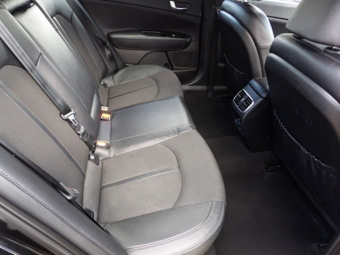 2025 Kia Optima
