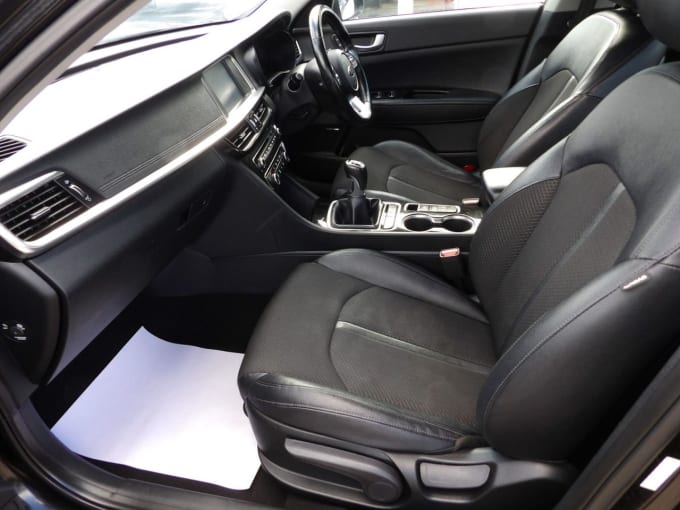 2025 Kia Optima