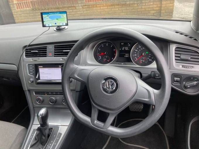 2025 Volkswagen Golf