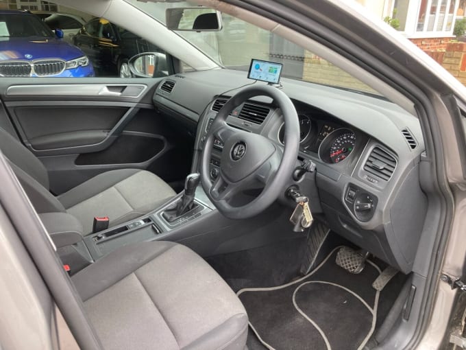 2025 Volkswagen Golf
