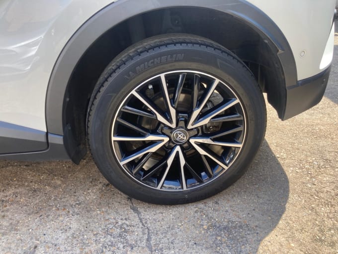 2025 Toyota Chr