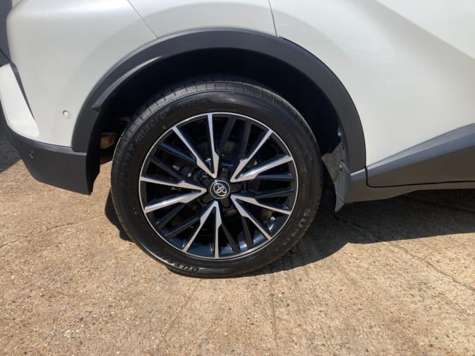 2025 Toyota Chr
