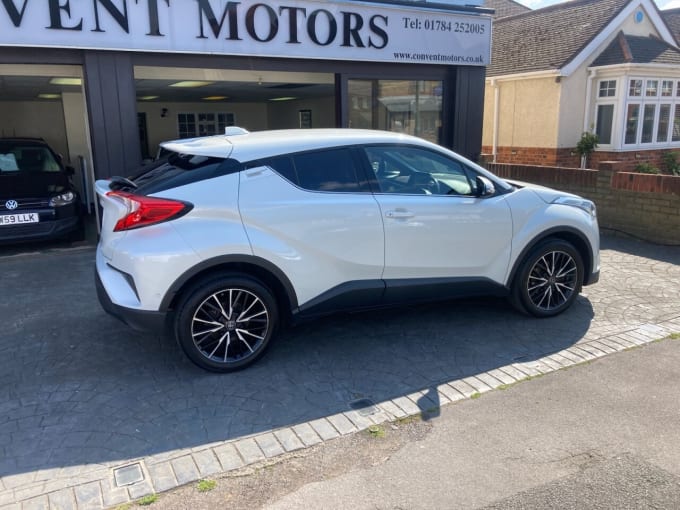2025 Toyota Chr