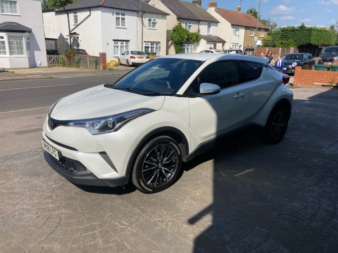 2025 Toyota Chr