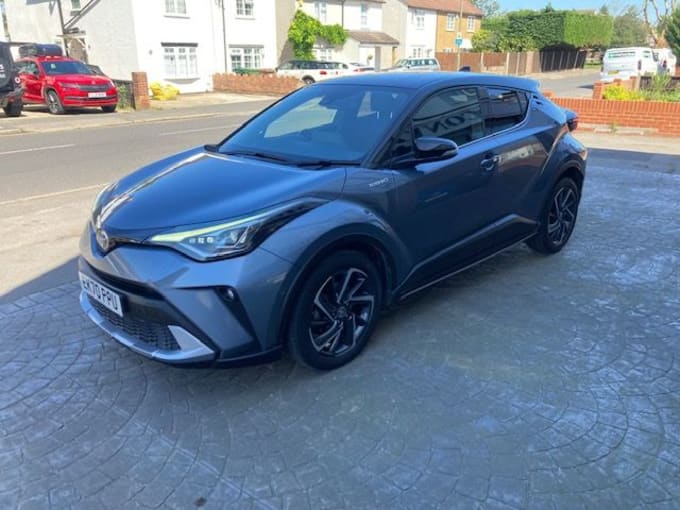 2025 Toyota C-hr