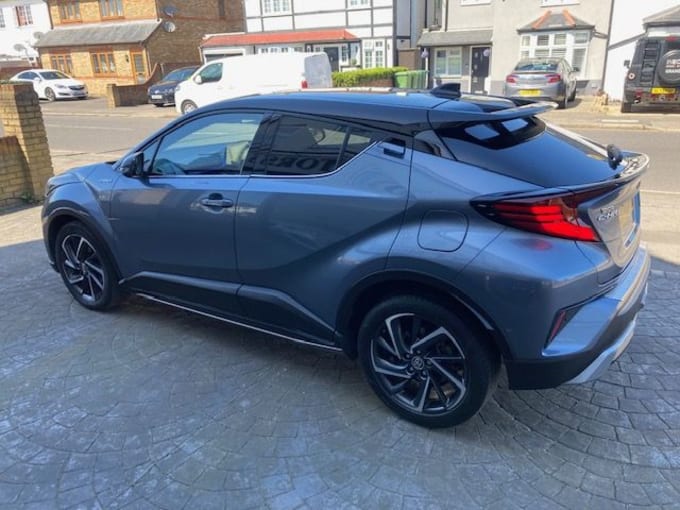 2025 Toyota C-hr