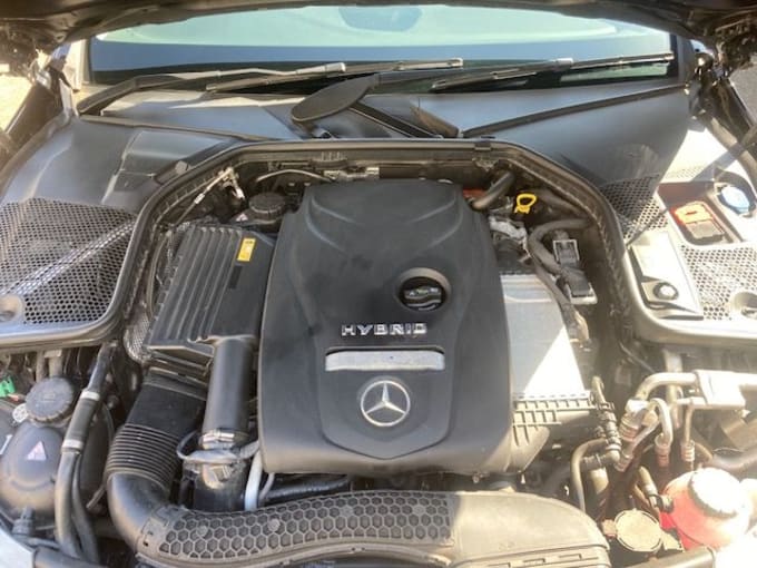2025 Mercedes-benz C-class