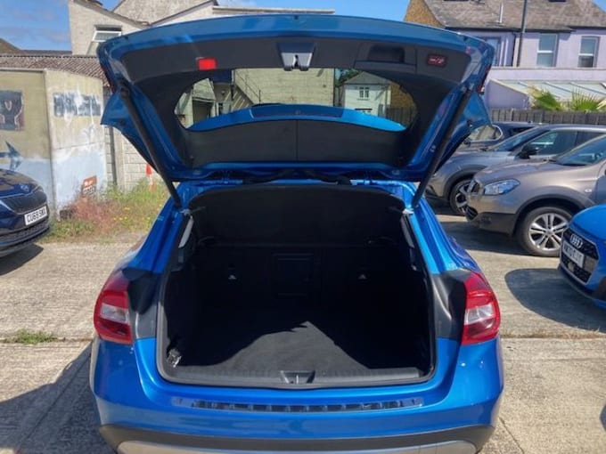 2025 Mercedes-benz Gla