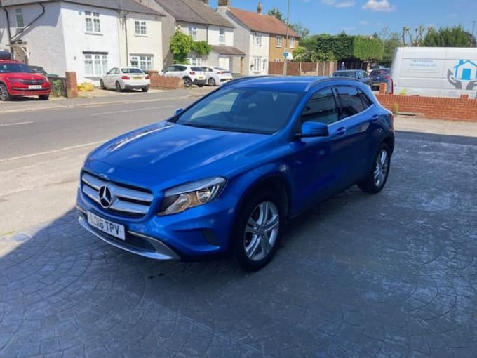 2025 Mercedes-benz Gla
