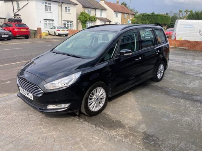 2025 Ford Galaxy