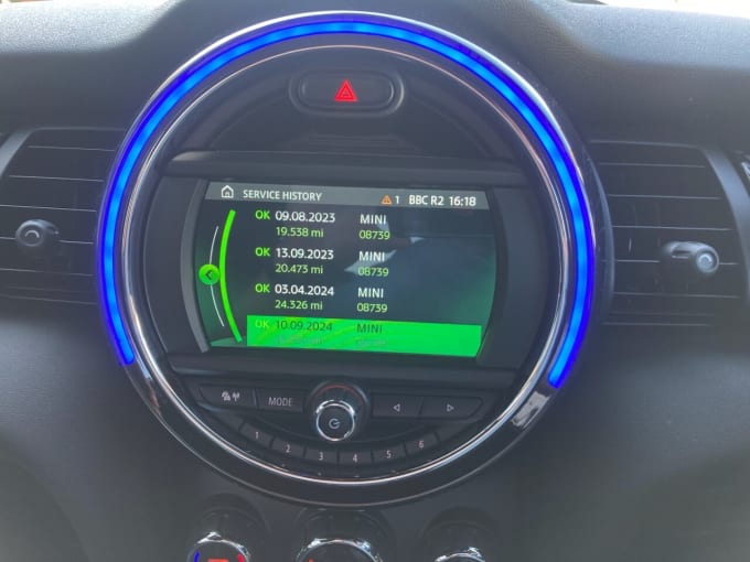 2025 Mini Hatch