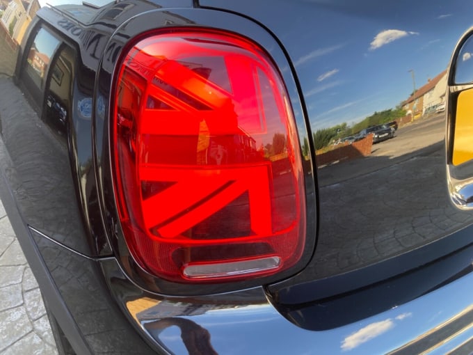 2025 Mini Hatch