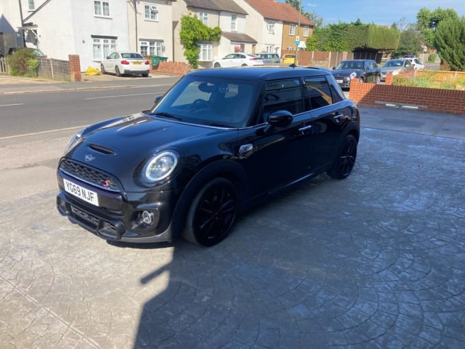 2025 Mini Hatch
