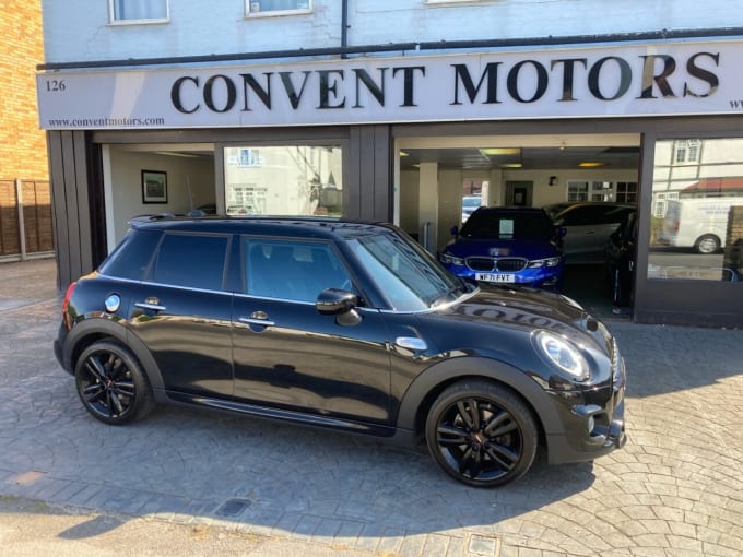 2025 Mini Hatch