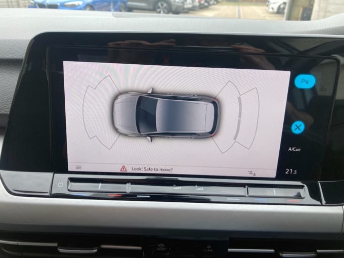 2025 Volkswagen Golf