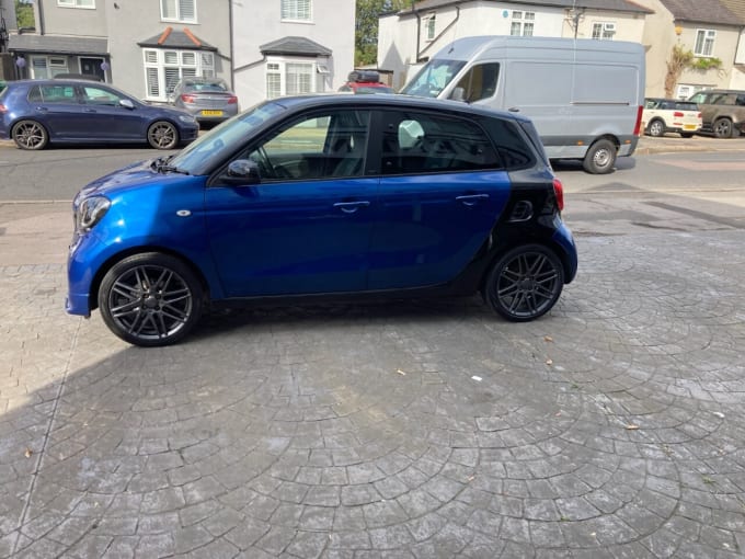 2025 Smart Forfour