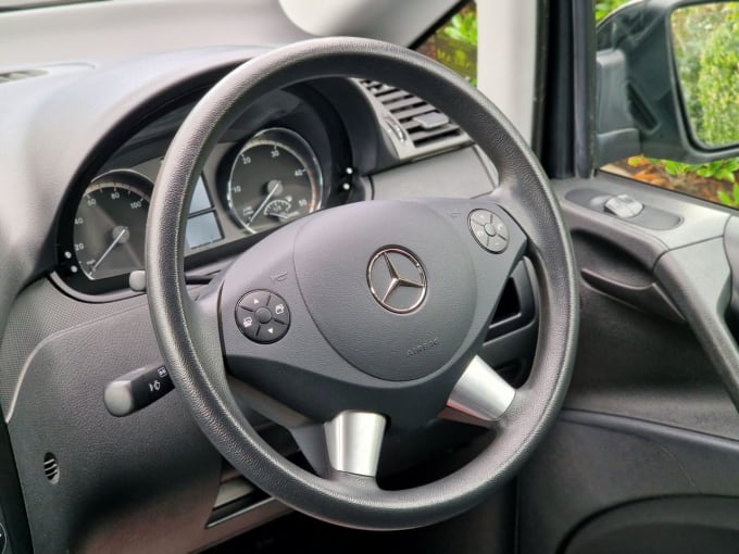 2024 Mercedes-benz Vito