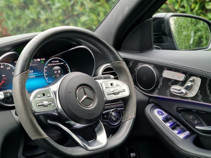 2025 Mercedes-benz C-class