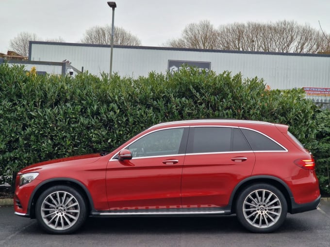 2025 Mercedes-benz Glc