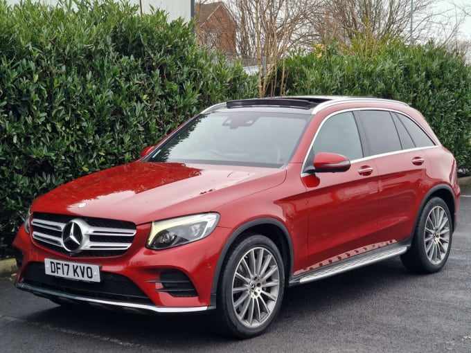 2025 Mercedes-benz Glc