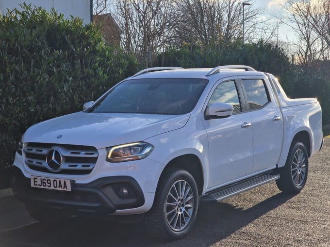 2025 Mercedes-benz X-class