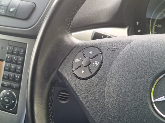 2025 Mercedes-benz Vito