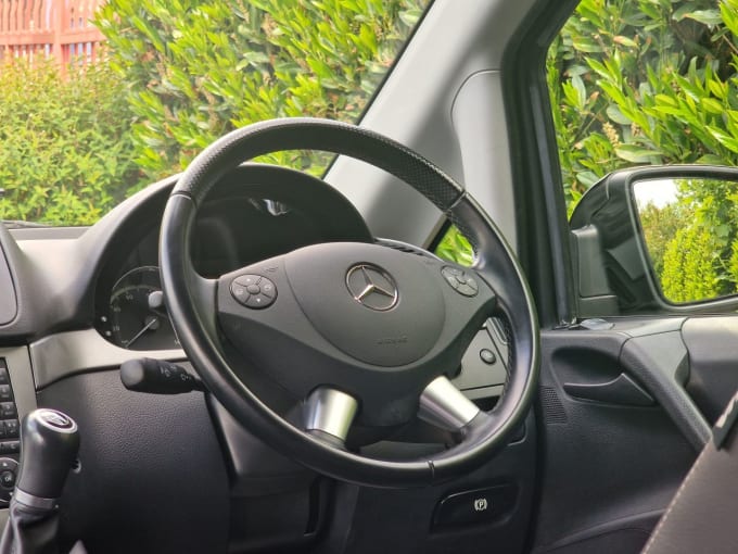 2025 Mercedes-benz Vito