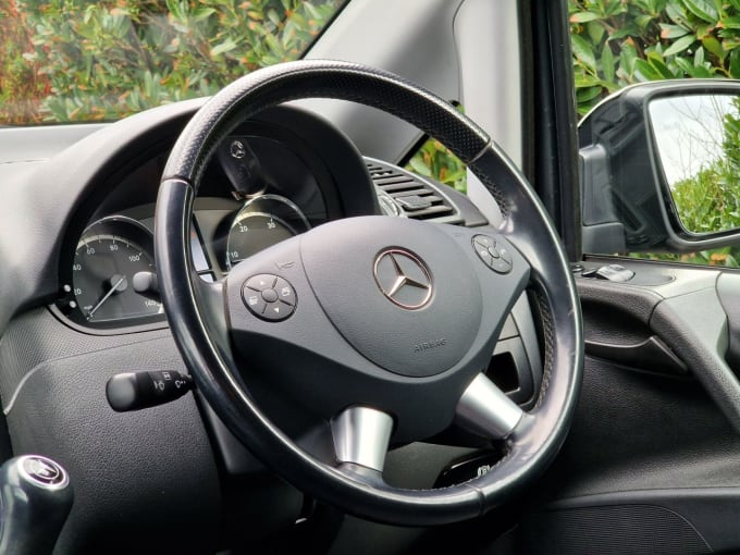 2025 Mercedes-benz Vito