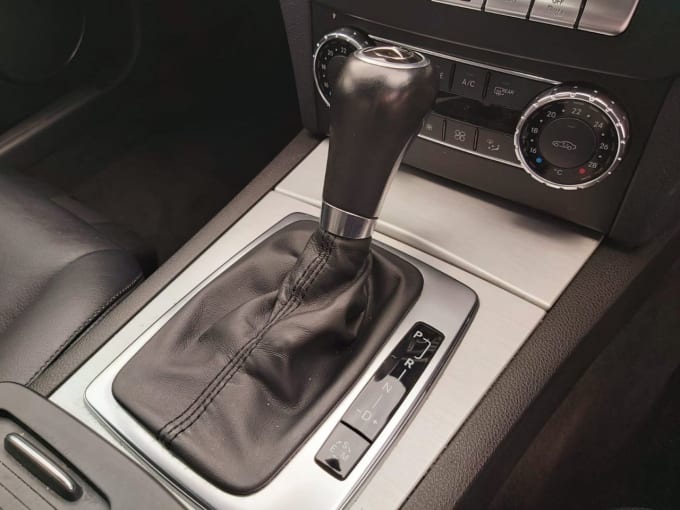 2025 Mercedes-benz C-class