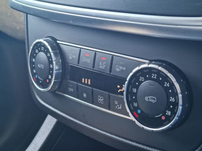 2025 Mercedes-benz M-class