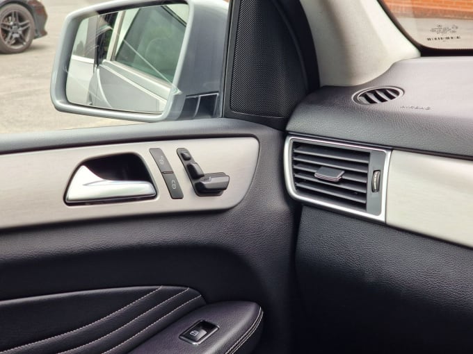 2025 Mercedes-benz M-class